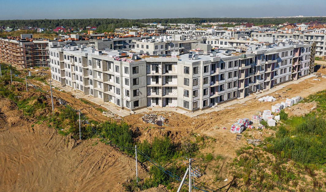ЖК «Светлый мир «БиоПолис...» в августе